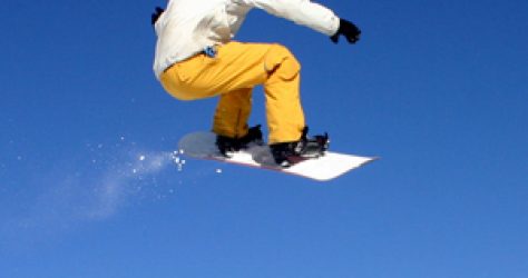 638376_29574647_snowboarder_stock_xchng_royalty_free_300